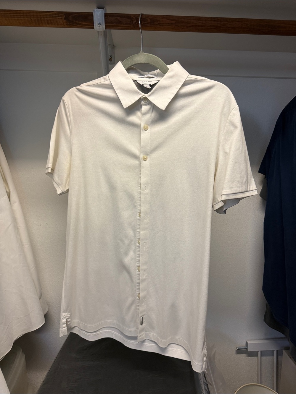 Calvin Klein Cream Short-Sleeve Button-Down Shirt
